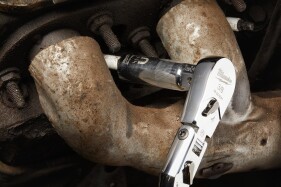 Milwaukee - Steckschlüsseleinssätze für Zündkerzen