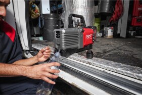 Milwaukee - Akku Vakuum Pumpe (M18 FVP5)