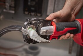 Milwaukee - Akku-Presswerkzeug (M18 ONEHCCT60)