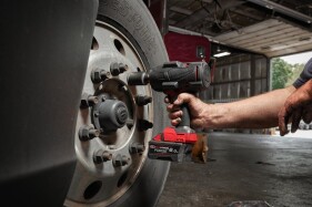 Milwaukee - FUEL Akku-Schlagschrauber 1/2" Vierkant Sprengring (M18 FHIW2F12-0) (4933498056) ohne Akku und Ladegerät im Karton, Nachfolger zu FHIWF12