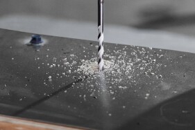 Milwaukee -  SHOCKWAVE Multimaterial Bohrer 1/4"- Hex  NV 12x260mm (4932471111)