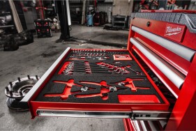 Milwaukee - Werkstattwagen mit 7 Schubladen (SRC-27/7-1) (4932498252)
